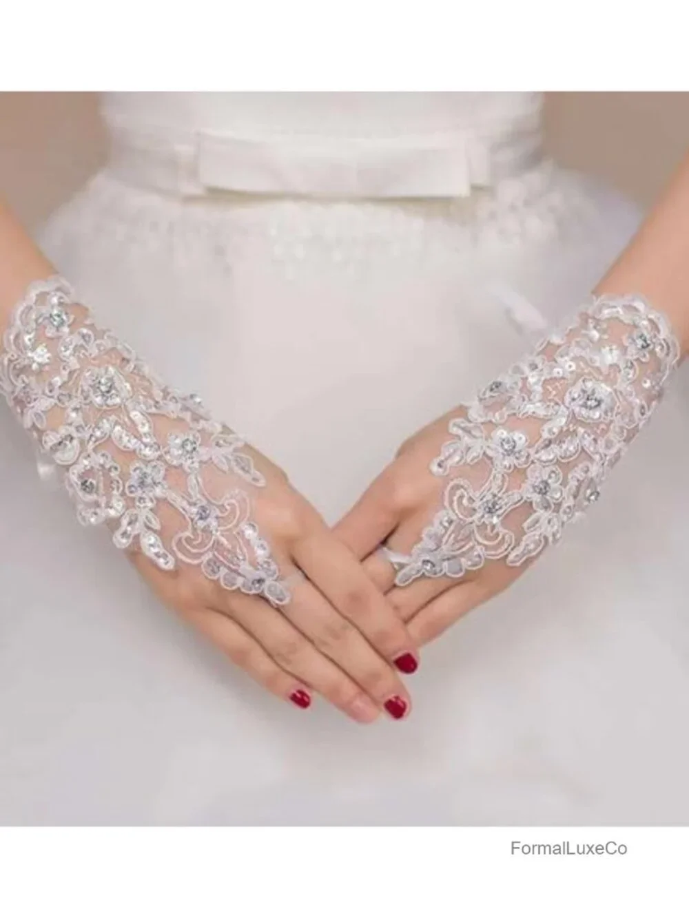 Elegant Rhinestone Lace Fingerless Gloves for Weddings and Parties